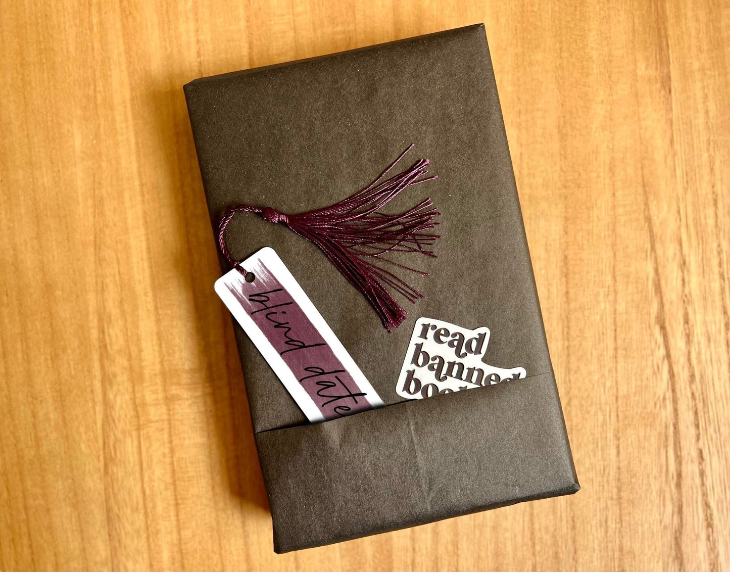 WHOLESALE Blind Date W/ A Book.